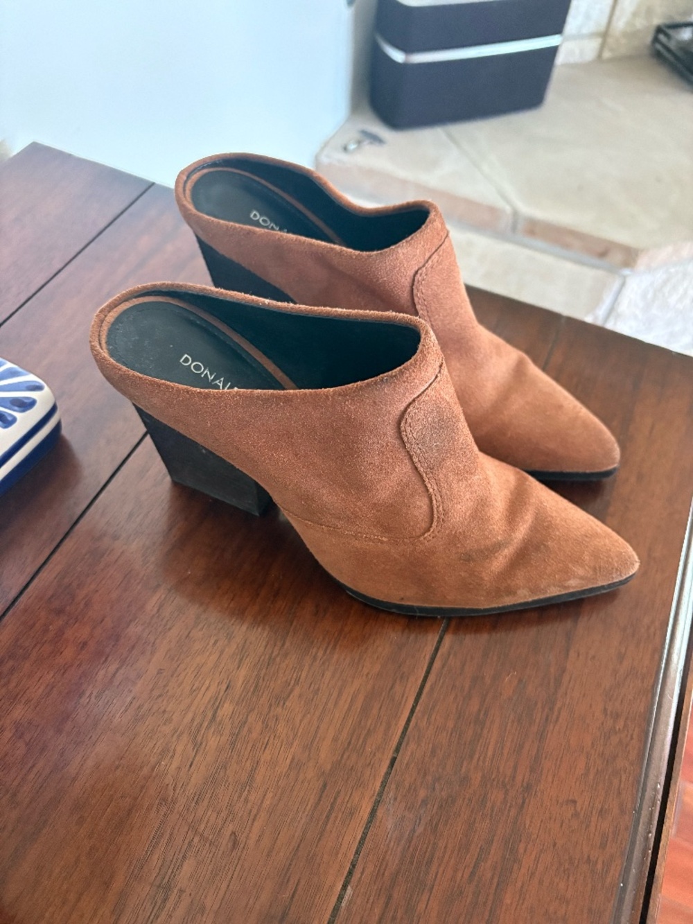 Donald Pliner/8/ suede brown mules with tapered toe 2 1/2 inch heel